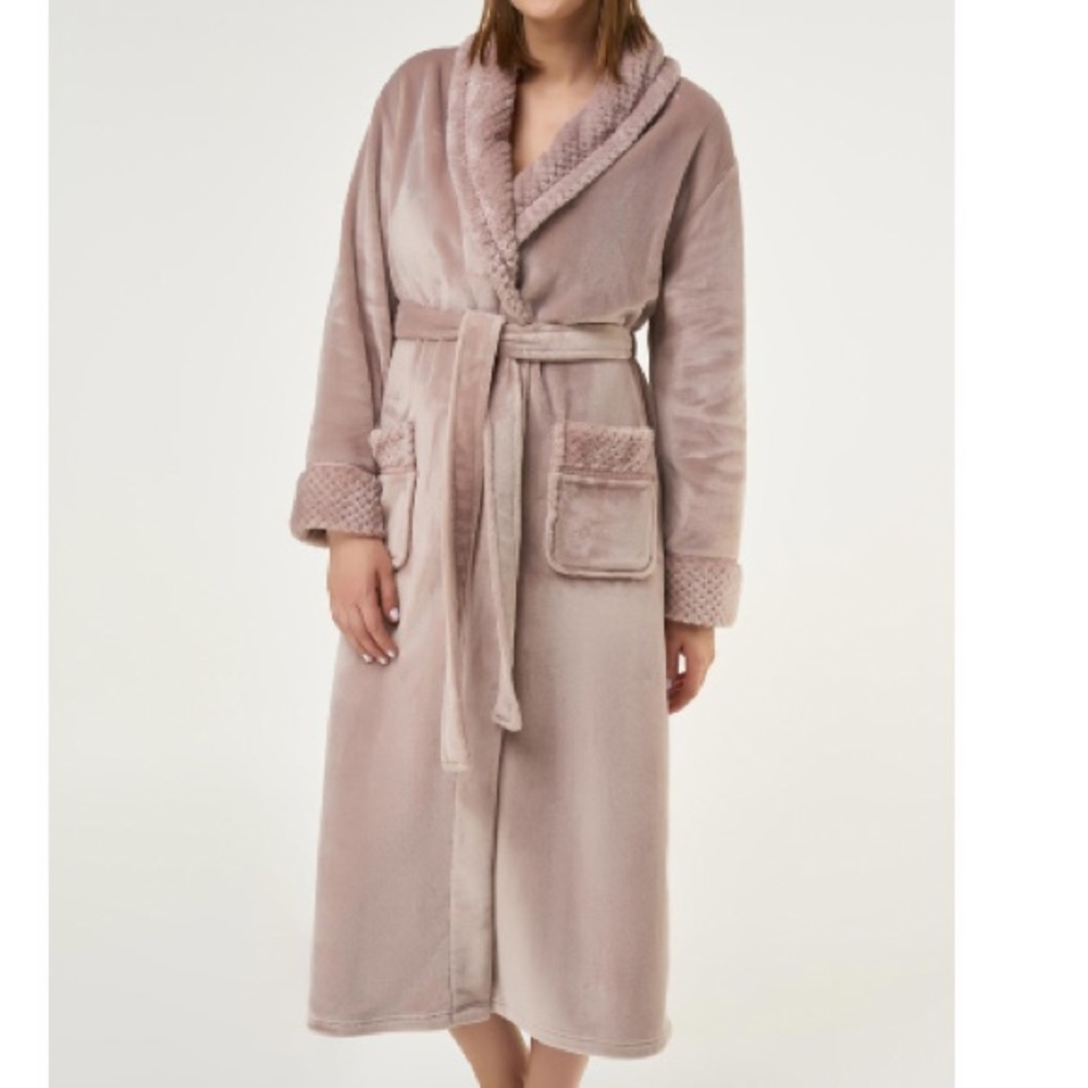 Fleece Robe NWOT